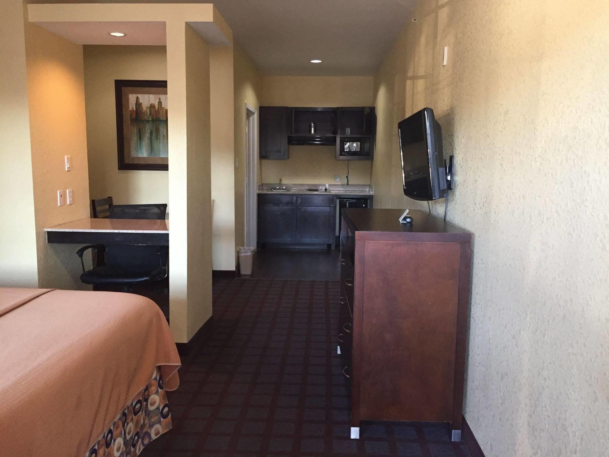Highlands Suites Luaran gambar